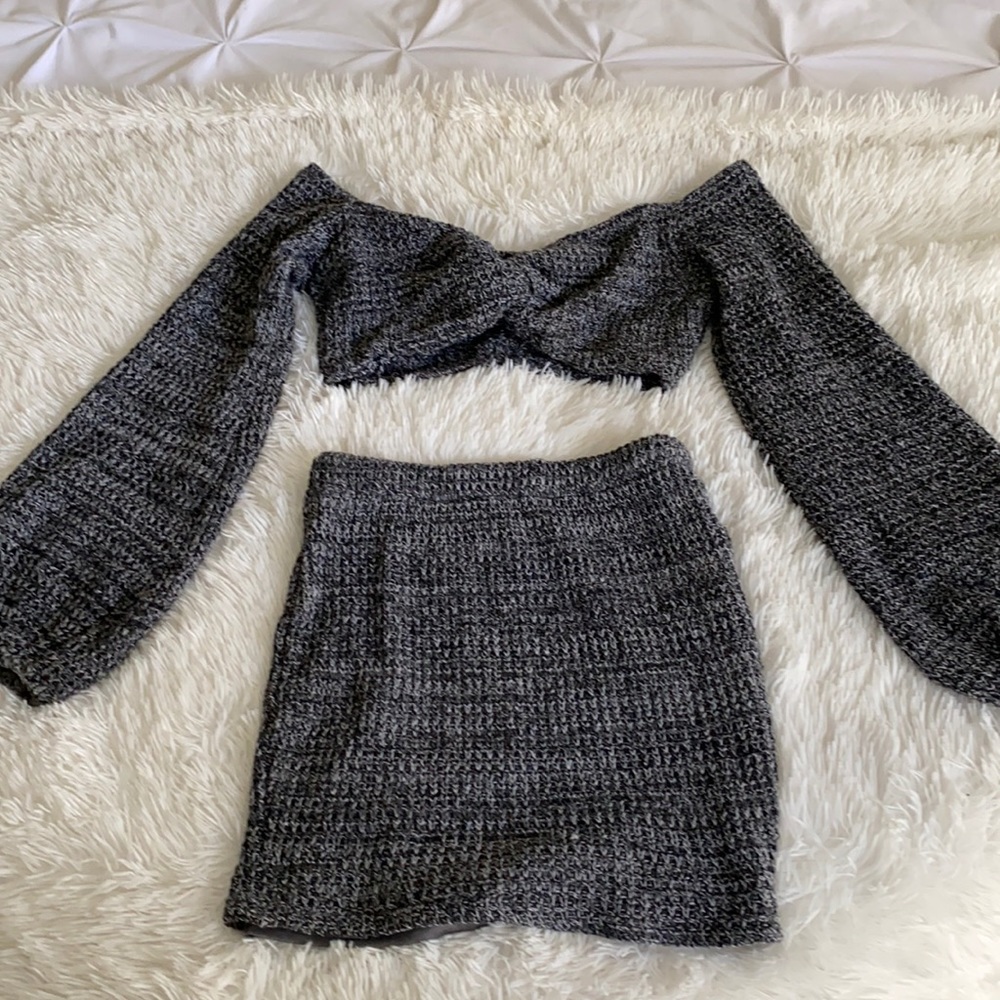 KNIT 2 PC SET WITH CROP AND MINI SKIRT